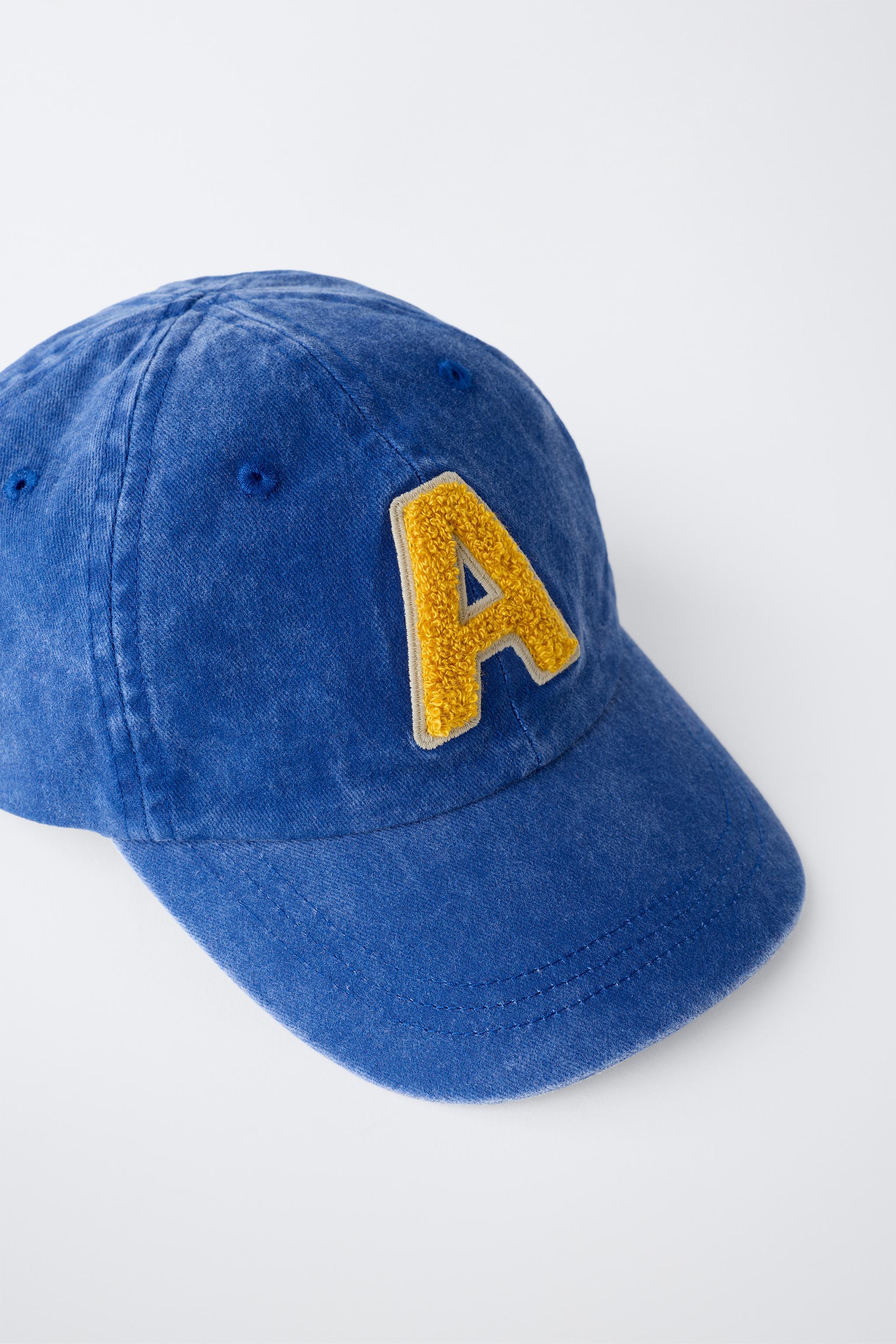 WASHED EFFECT INITIAL PATCH CAP
